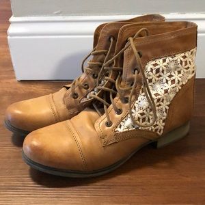Steve Madden Lace Booties